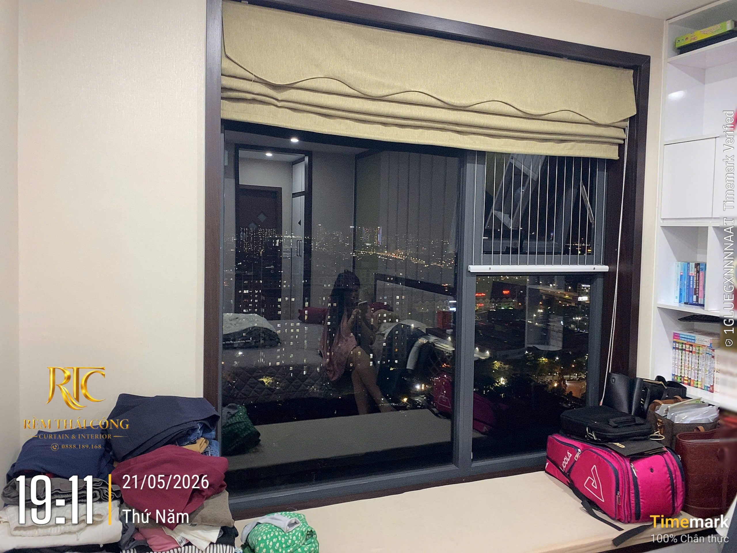 RÈM ROMAN- CẢN SÁNG, CẢN NÓNG VỚI CHẤT LIỆU VẢI THÔ- CHỊ THỦY Ở CC AN BÌNH CITY