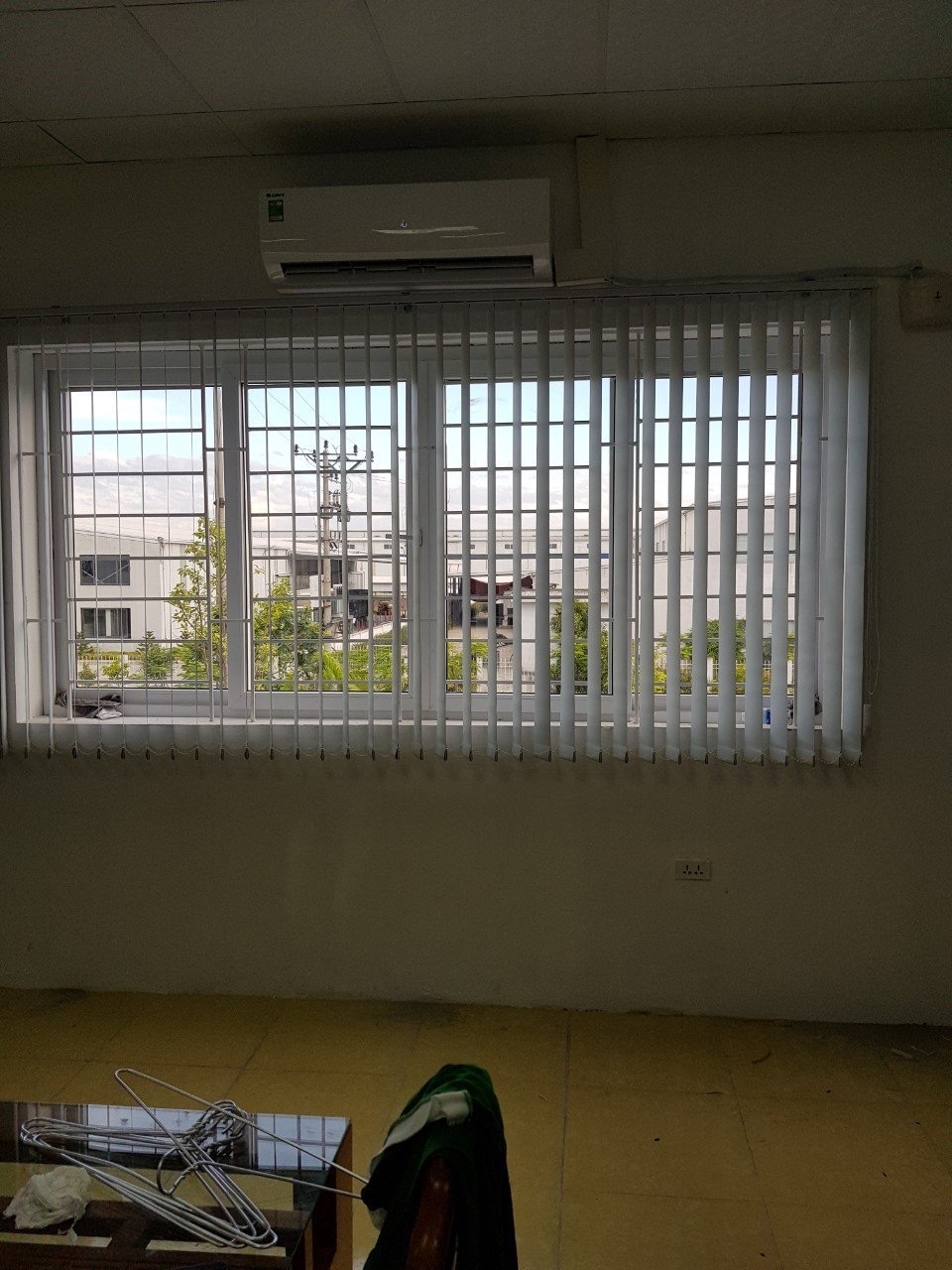 Rèm Lá Dọc - Giải Pháp Cho Văn Phòng Công Ty